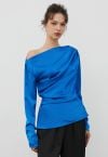 Asymmetrisches, langärmliges Top aus Satin mit Rüschen in Blau