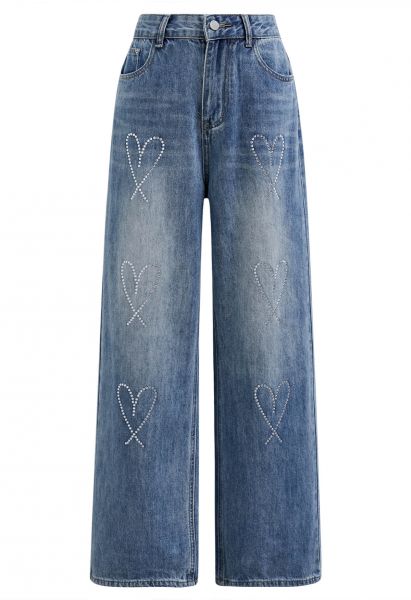 Jeans mit geradem Bein und Strassherz in mittlerer Waschung
