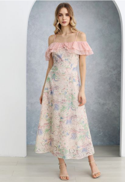 Kleid mit Volant, Blumenmuster, Lochstickerei und Cold-Shoulder-Ausschnitt