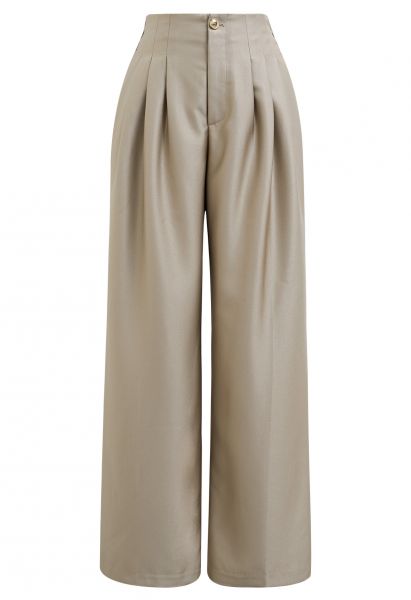 Gerade geschnittene Hose mit poliertem Faltendetail in Khaki