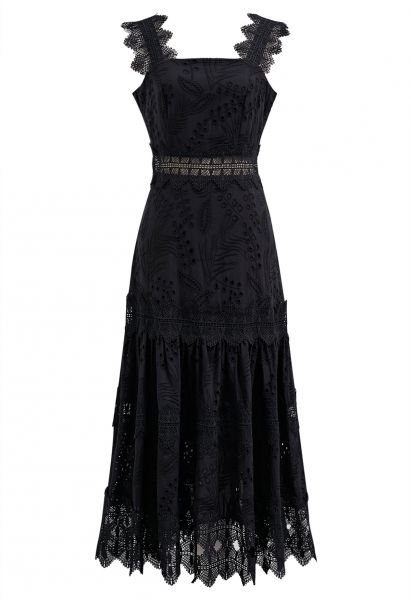 Camisole-Kleid mit Ösenstickerei und Spitzenbesatz in Schwarz