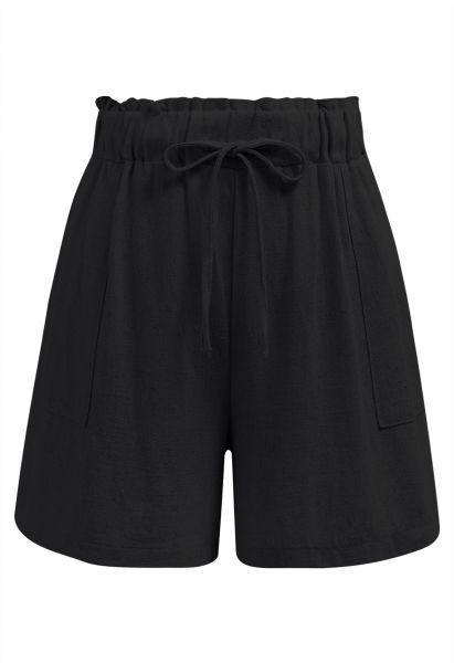Shorts aus Leinenmischung mit Rüschendetail an der Taille in Schwarz