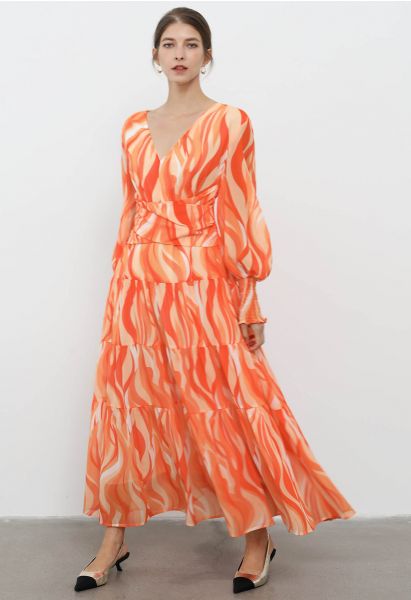 Oranges, gewelltes Chiffon-Maxikleid mit überkreuzter Taille