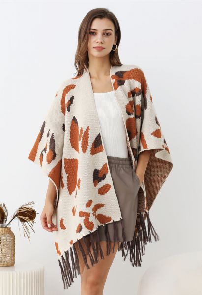 Abstrakter Poncho mit Fransen in Herbstfarben