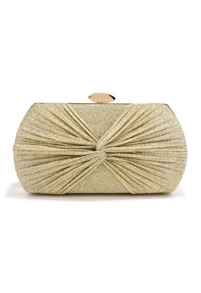 Glänzendes Geschenk – Geknotete Clutch in Gold