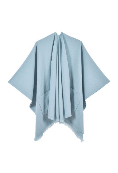 Whisper Soft – Poncho mit Taschen und Fransensaum in Blau