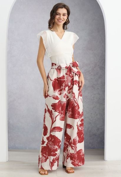 Rote Hose mit weitem Bein und Blumenmuster