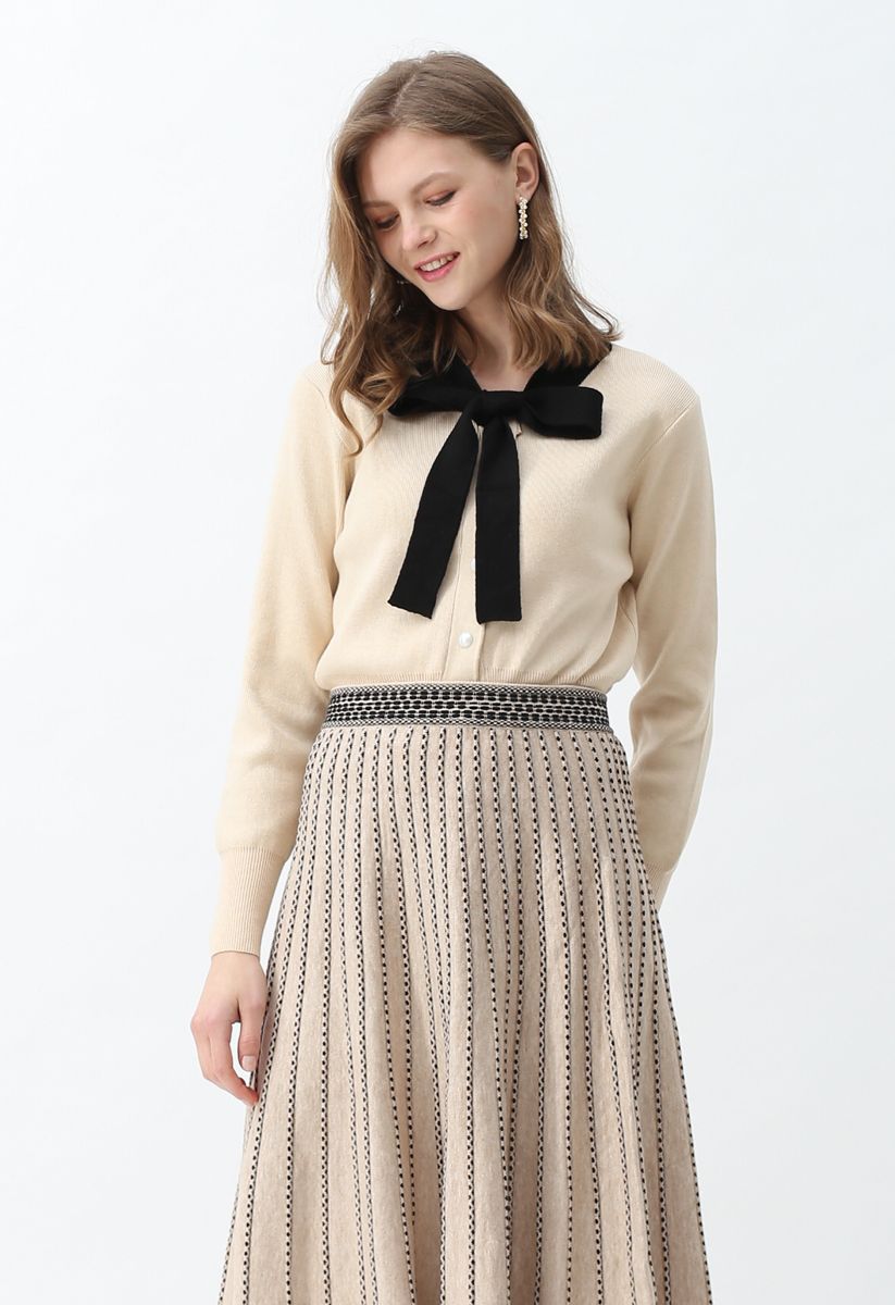 Button Down Bowknot Strickpullover in Creme