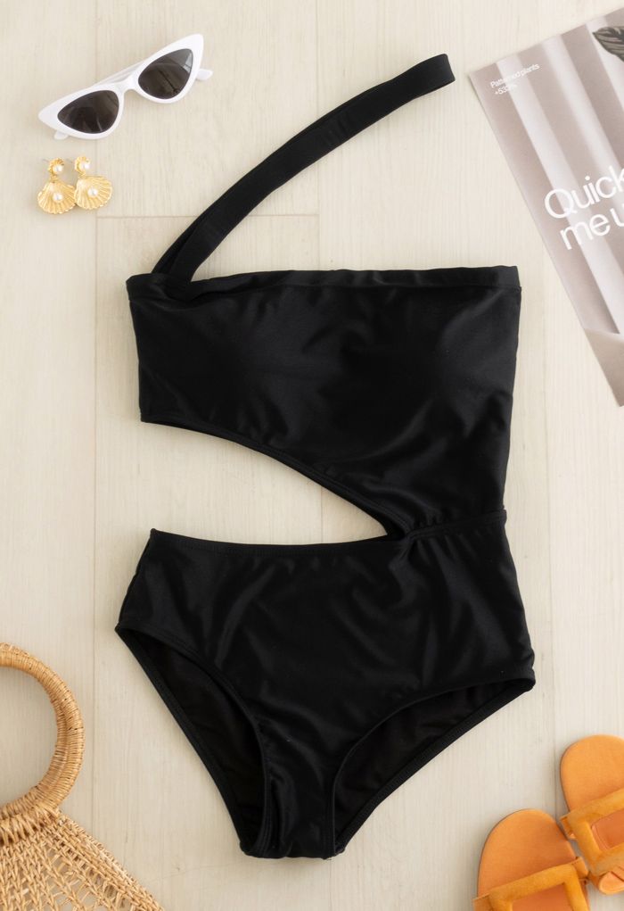 Einteiliger Badeanzug mit One-Shoulder-Cutout in Schwarz