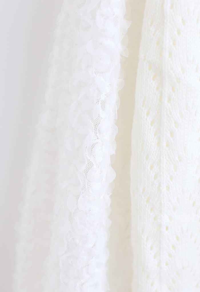 3D Flower Lace Sleeves Ösen-Strickpullover in Weiß