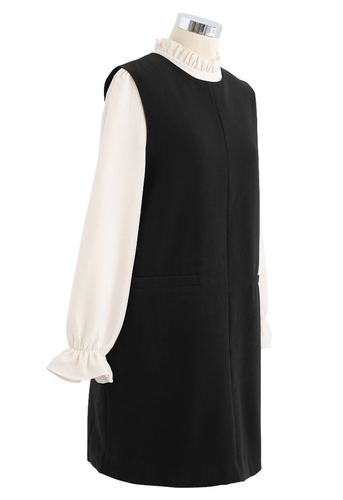 Twinset-Kleid mit Rüschenhals und Wollmischung in Schwarz