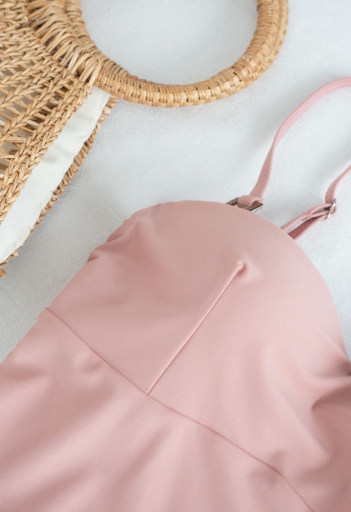 Vollbusiger Badeanzug mit offenem Rücken in Pink