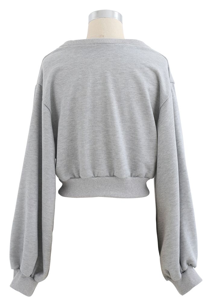 Kurzes Sweatshirt mit Puffärmeln in Grau