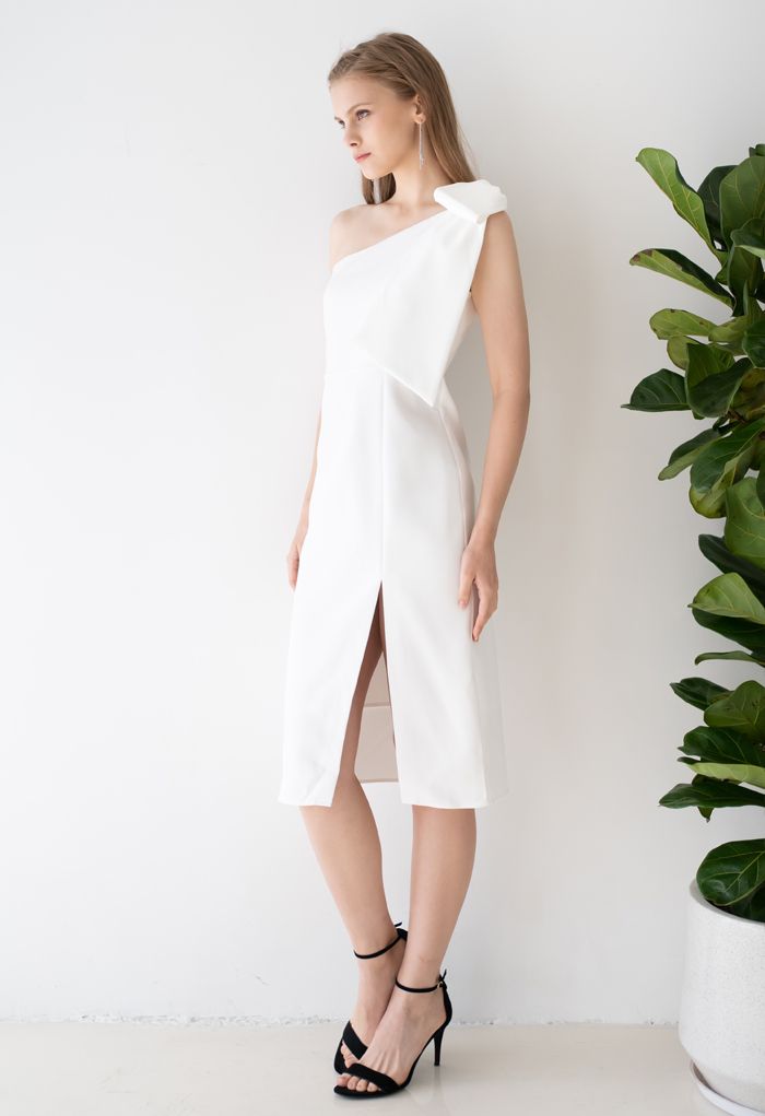 Bow Strap Oblique Slit Shift Kleid in Weiß