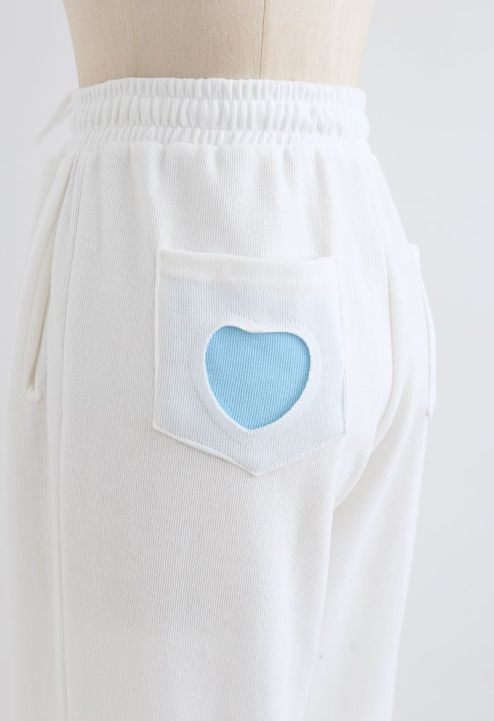 Heart Patched Pocket Drawstring Jogger in Weiß