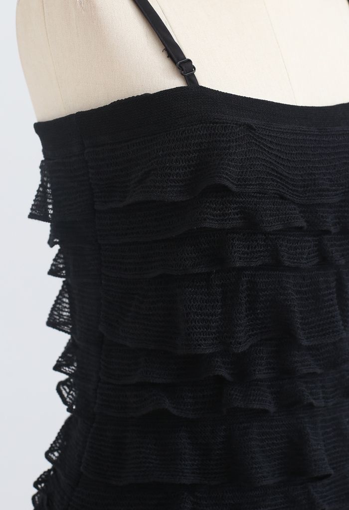 Tiered Ripple Knit Cami Midi Kleid in Schwarz