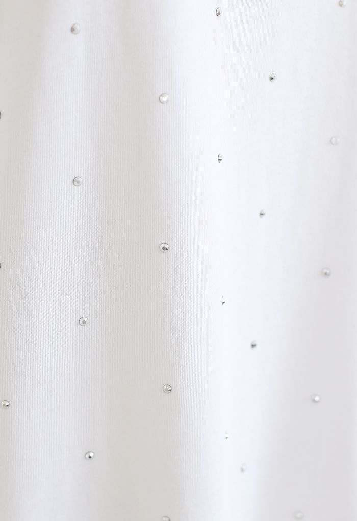 Flackerndes gepolstertes ärmelloses Schulteroberteil in Weiß