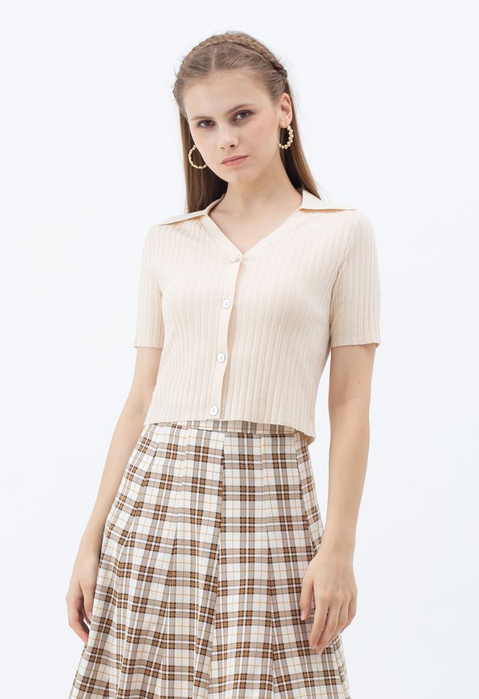 Button Down Collared Crop Top in Creme