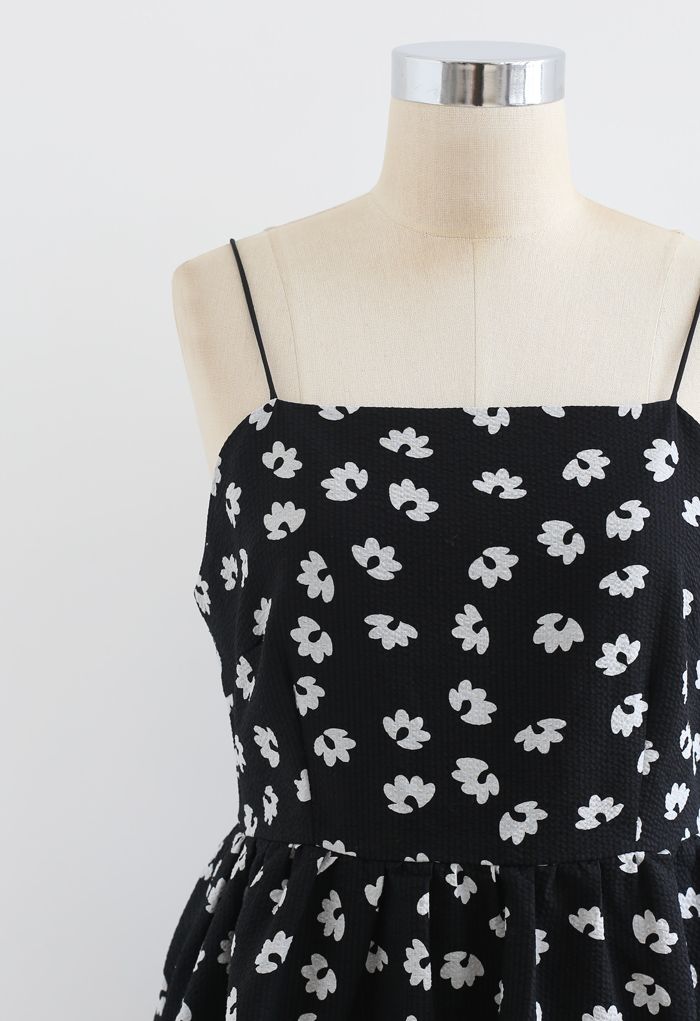 Geprägtes Cami-Kleid mit Blumendruck in Schwarz