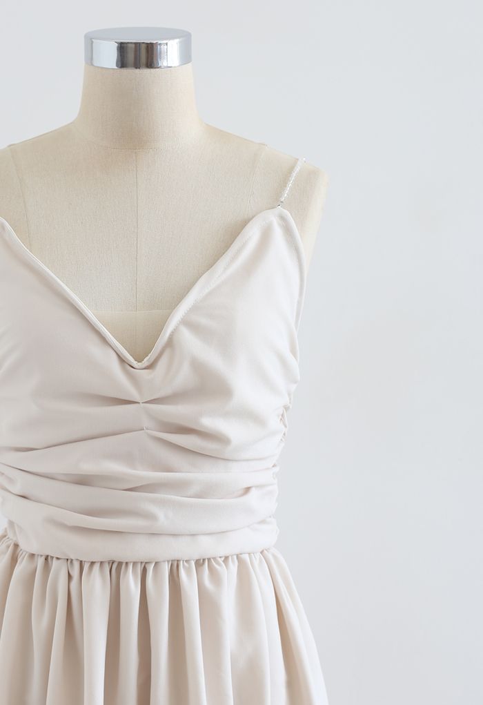 Kristall-Cami-Kleid mit offenem Rücken und V-Ausschnitt aus Elfenbein