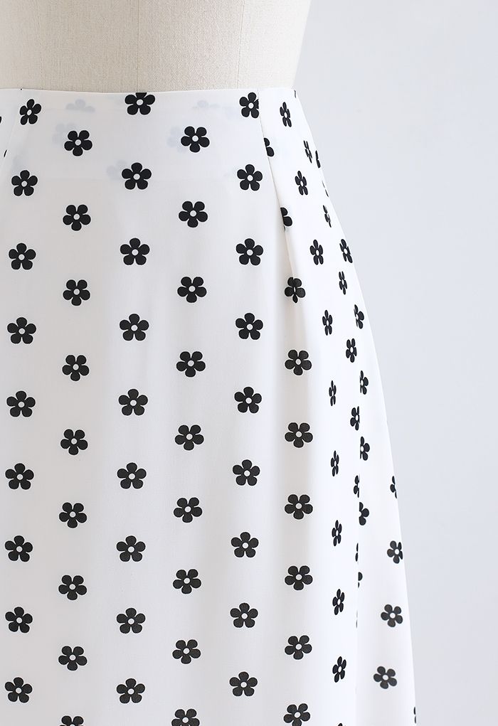 Hoch taillierter A-Linien-Midirock mit Gänseblümchen-Print in Weiß