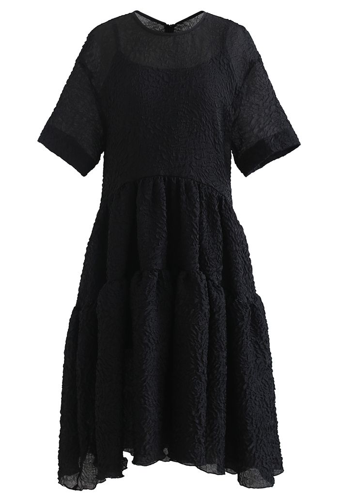 Glitzerndes, transparentes Dolly-Kleid mit Rüschen und Prägung in Schwarz