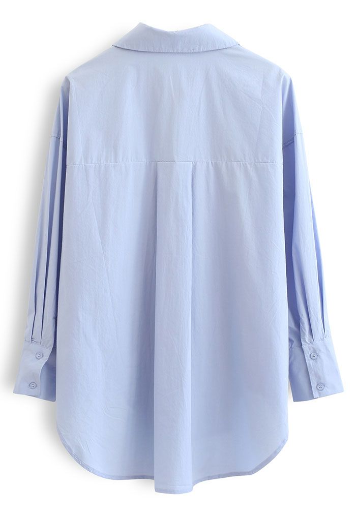 Übergroßes Hi-Lo-Hemd mit Knöpfen in Blau