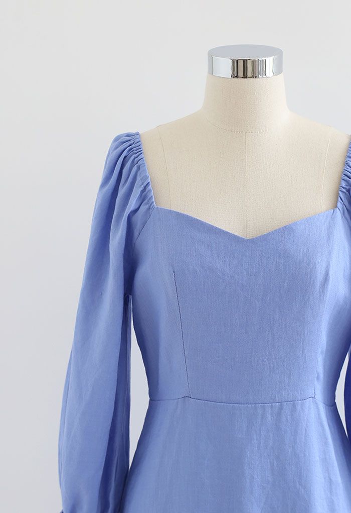 Asymmetrisches Split-Kleid mit Herzausschnitt in Blau