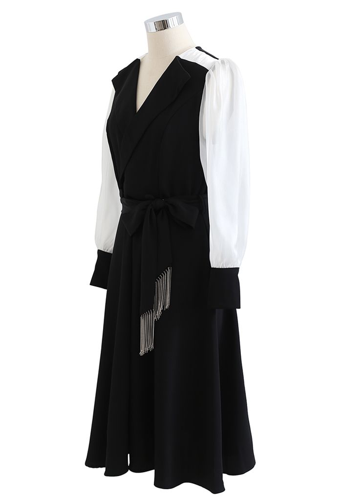 Trenchcoat-Kleid in Kontrastfarbe mit transparenten Ärmeln