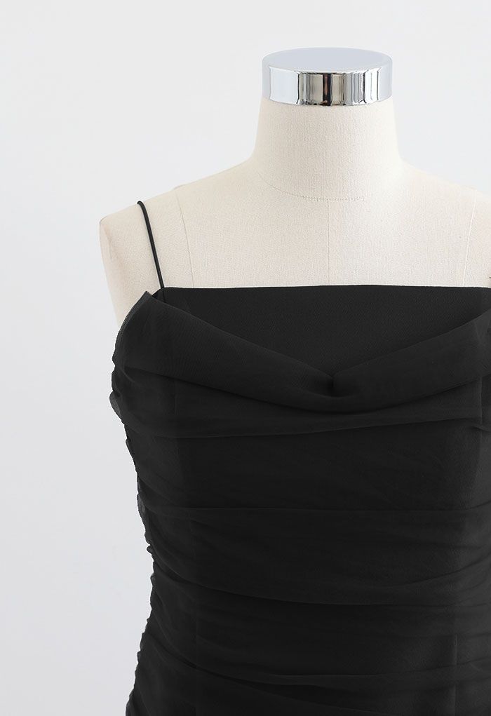 Cami-Minikleid aus Netzstoff mit Rüschen vorne in Schwarz