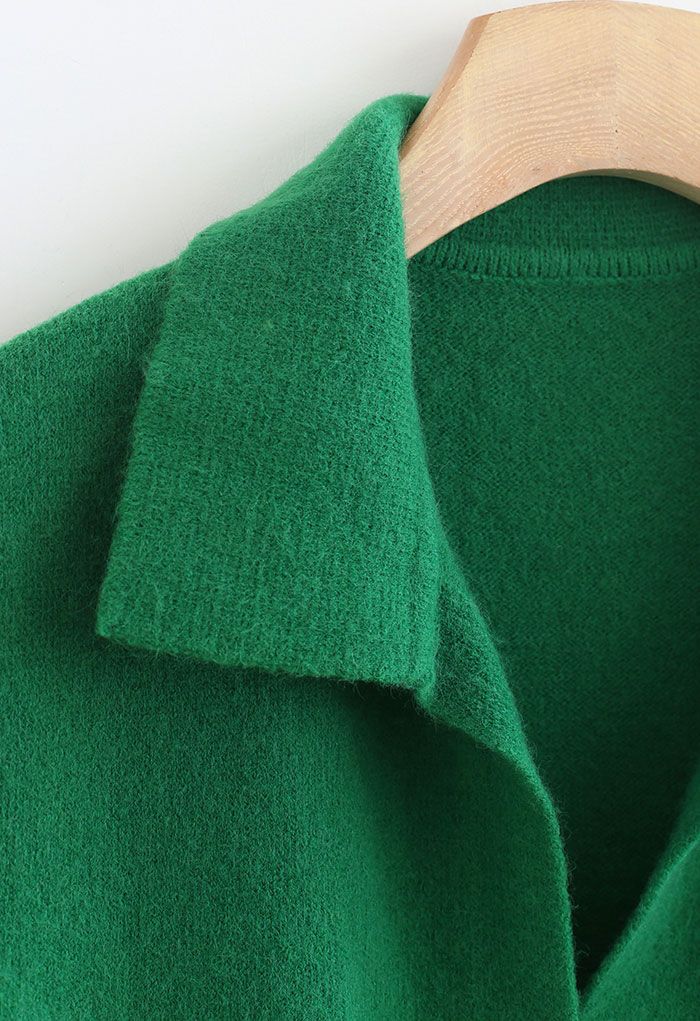 Strickweste mit V-Ausschnitt und Kragen in Grün