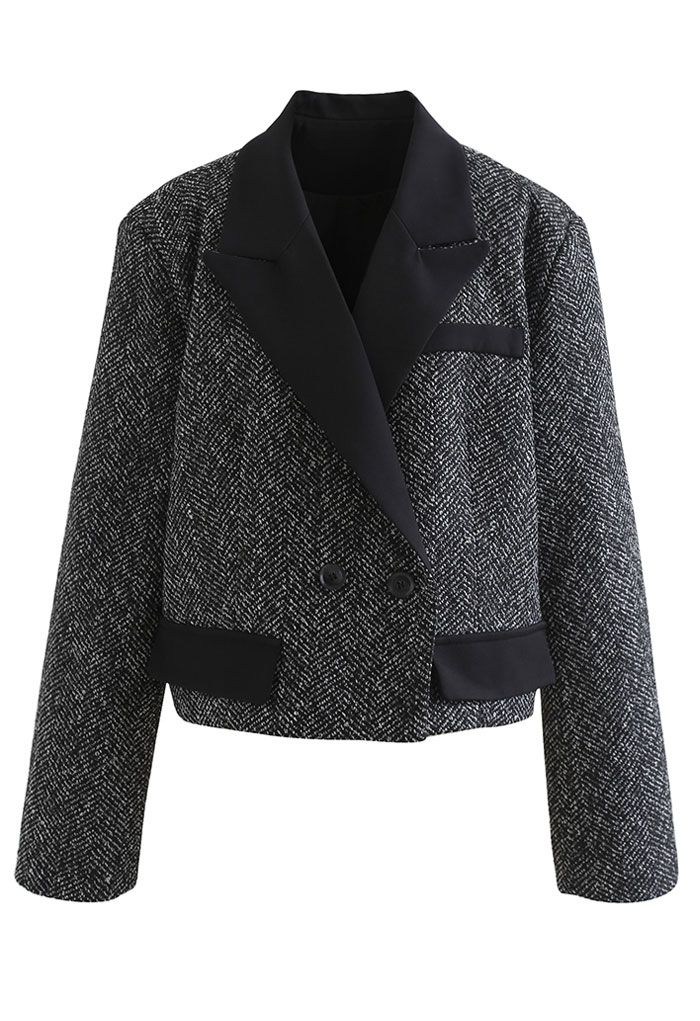 Kurz geschnittener Tweed-Blazer mit Pad-Schulter in Schwarz