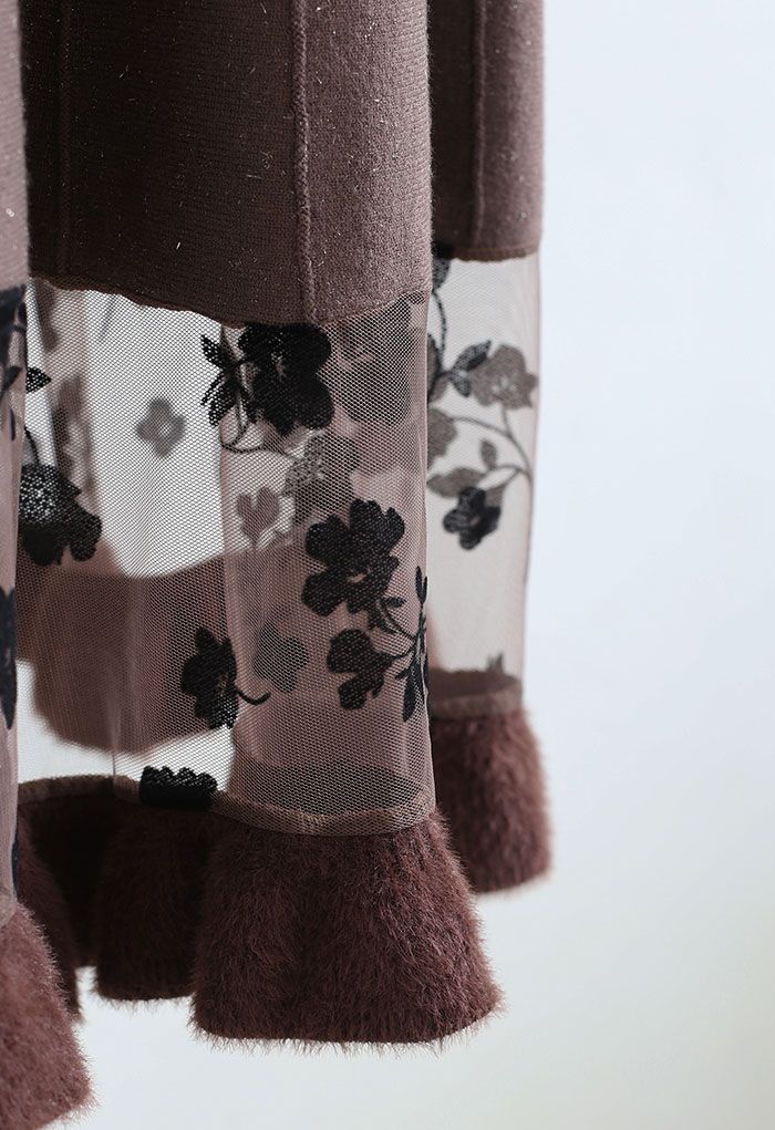Gespleißter Schimmer-Strickrock mit Blumenmuster in Braun