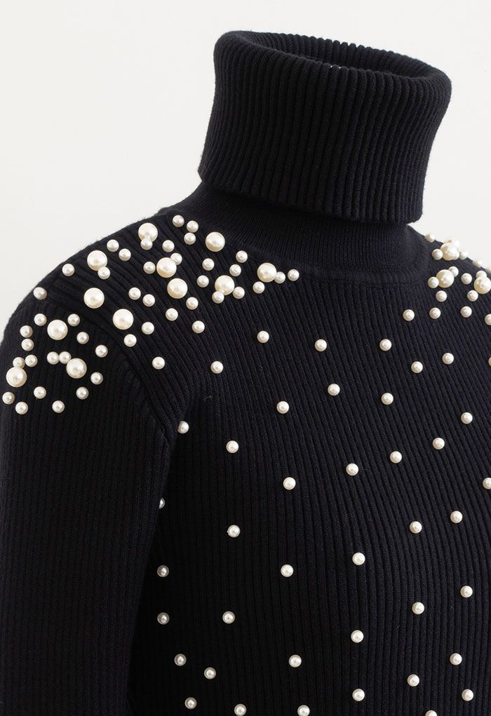 Bodycon-Strickkleid mit Perlenverzierung und Rollkragen in Schwarz
