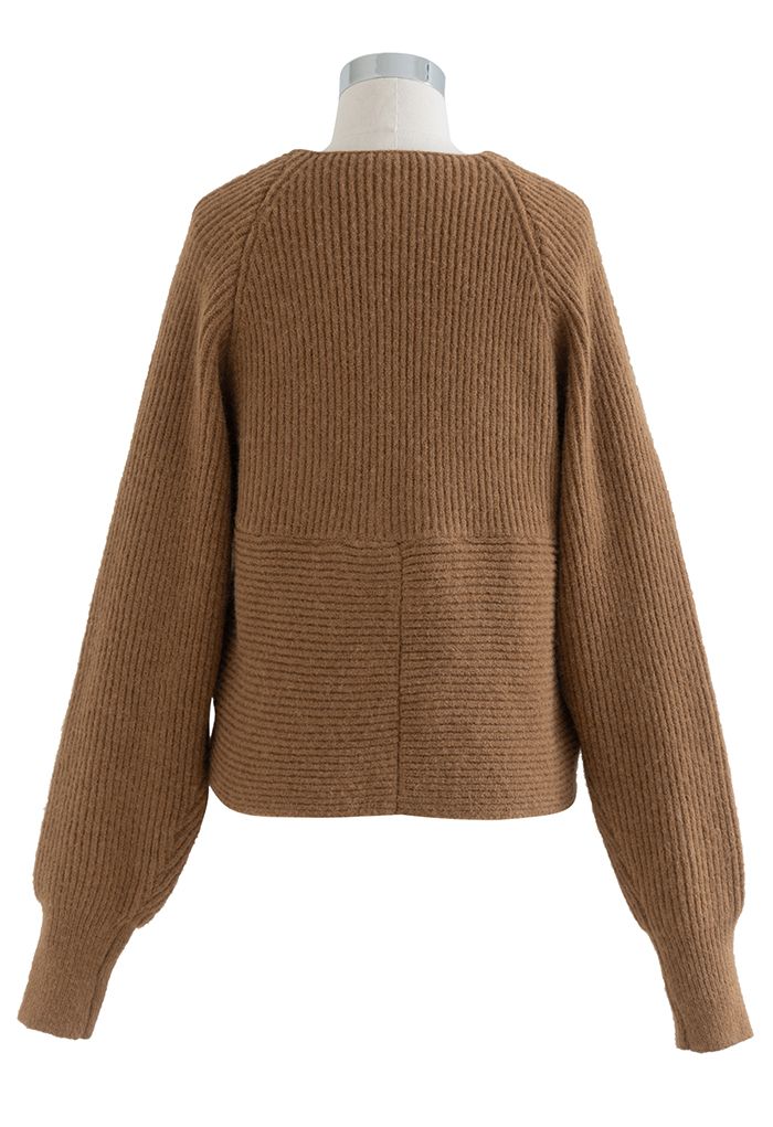 Crisscross Ribbed Knit Crop Sweater aus Karamell