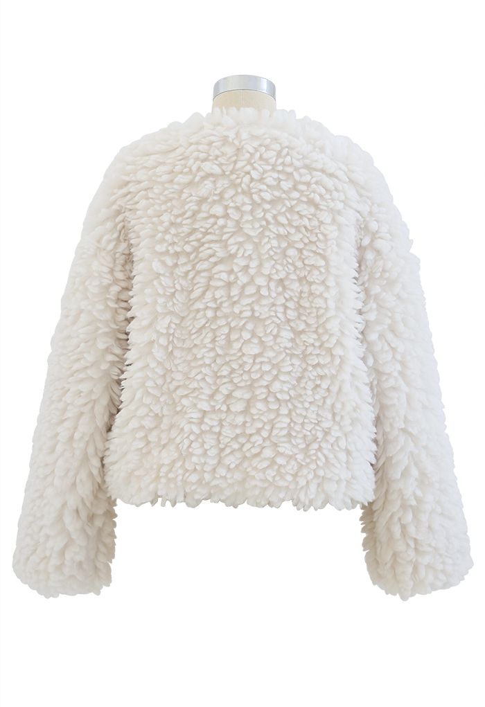 Offene Front Fluffy Faux Fur Crop Jacke aus Elfenbein