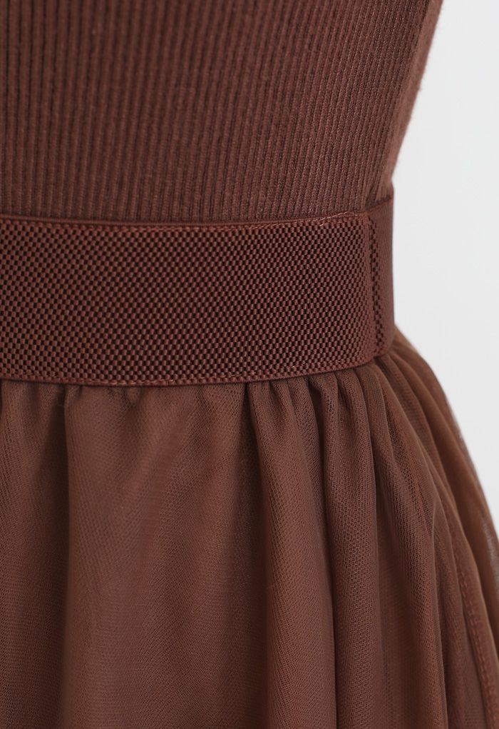 Elasticated Waist Knit Splice Mesh Kleid in Braun