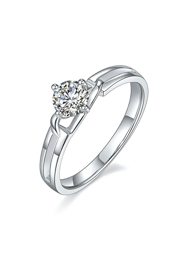 Aushöhlen Moissanite Diamond Ring