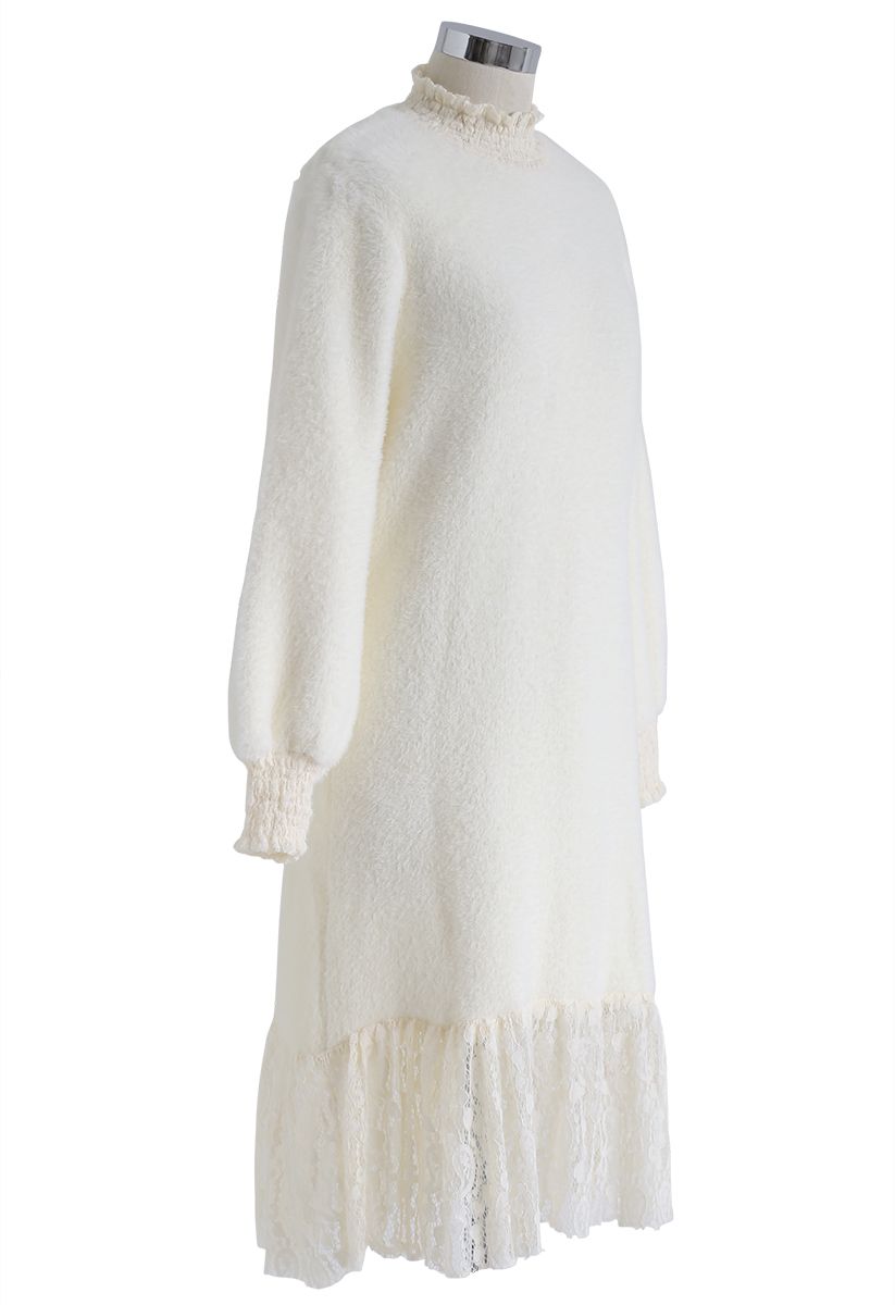 Spitzen Saum Fluffy Knit Shift Kleid in Creme