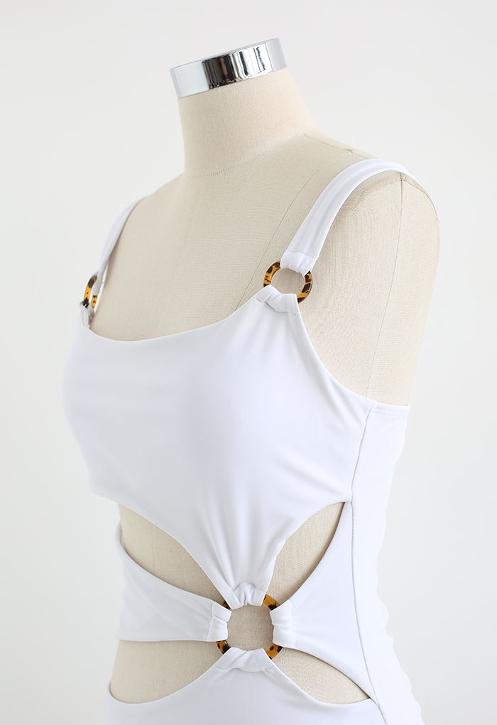 Amber Badeanzug mit O-Ring-Ausschnitt in Weiß