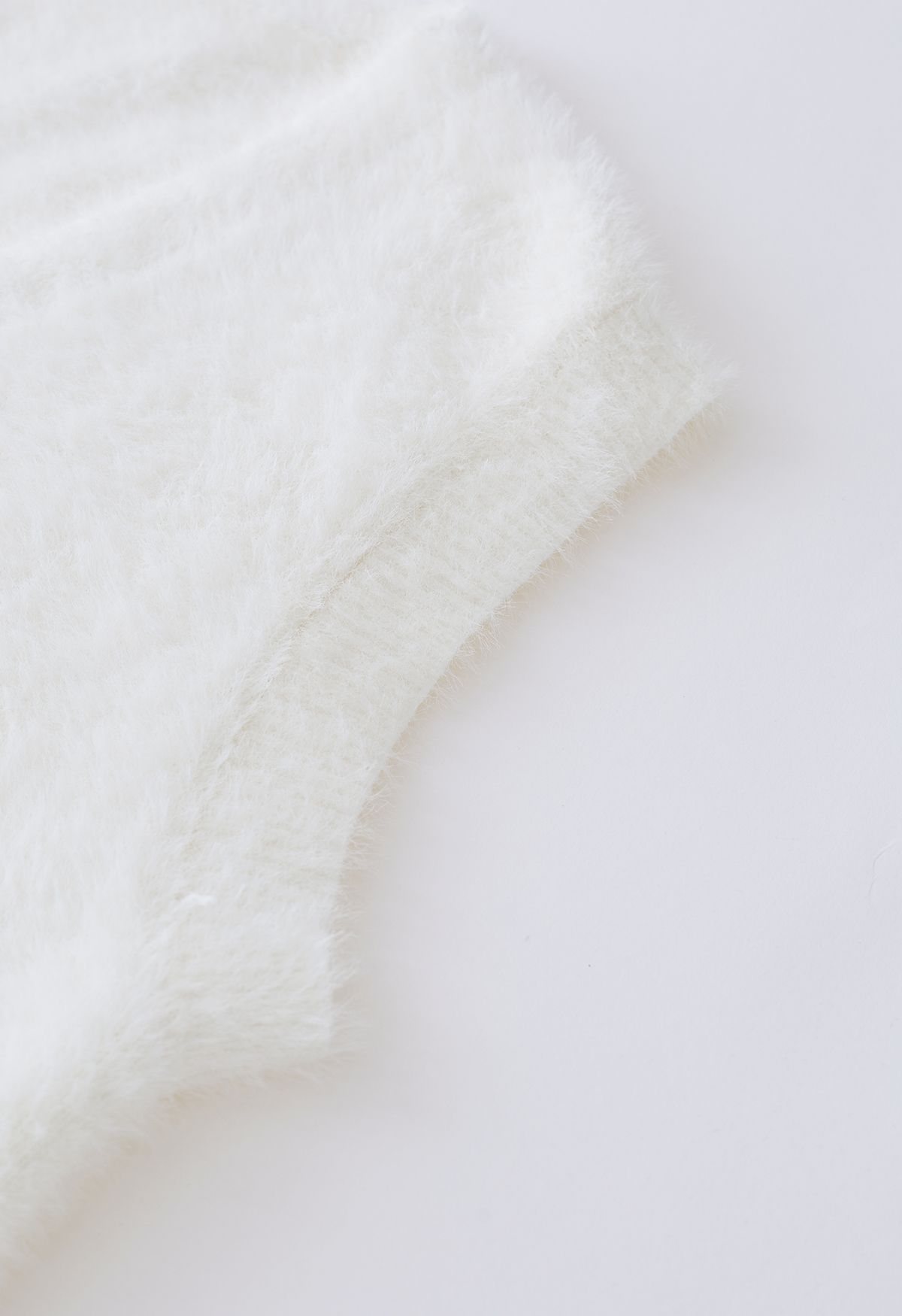 Fuzzy Soft Touch Button-Down-Weste in Weiß