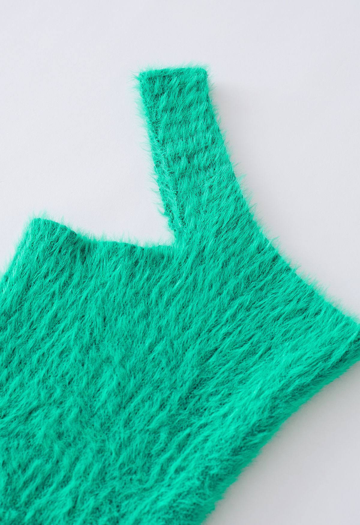 Ein-Schulter-Set aus Fuzzy-Strickoberteil und Strickjacke in Grün