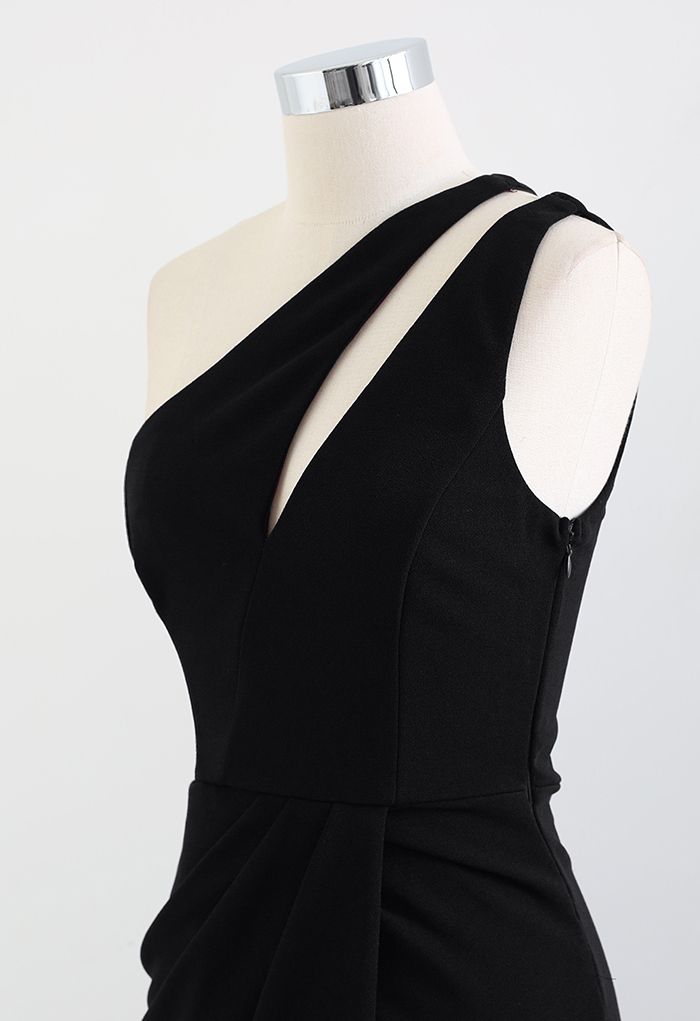 Ausgeschnitten Eine Schulter -Klappe, figurbetontes Kleid in Schwarz