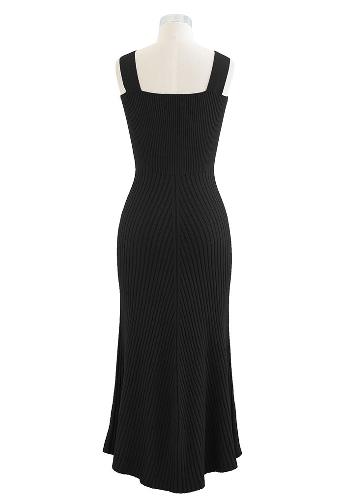 Schlankes Cami-Kleid aus weichem Strick in Schwarz