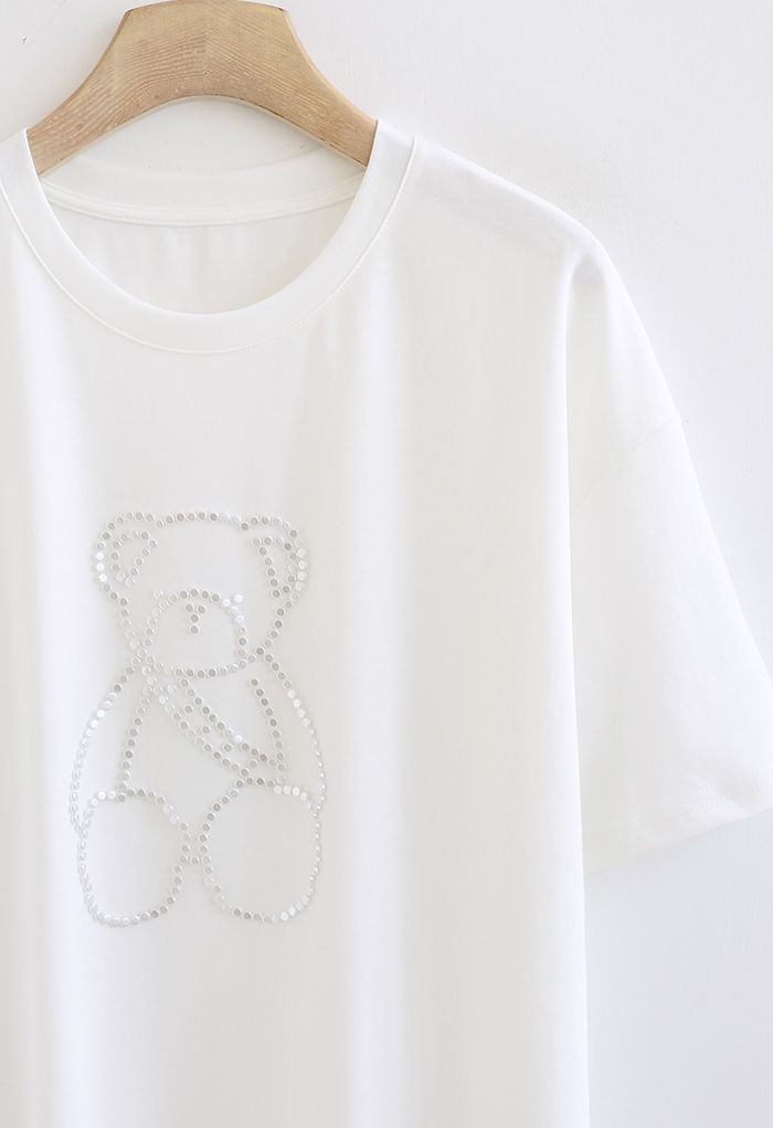 Perlenbesetztes Teddybär-T-Shirt in Weiß