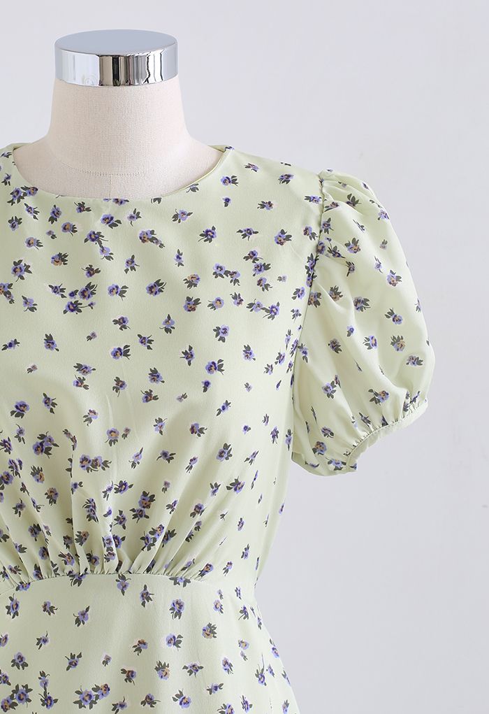 Minikleid mit Posy-Print und gepolsterter Schulter in Lime