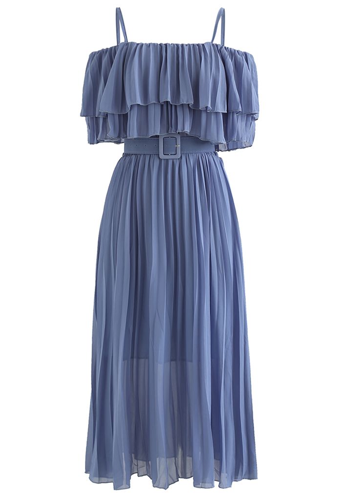 Abgestuftes, schulterfreies, plissiertes Kleid mit Gürtel in Blau