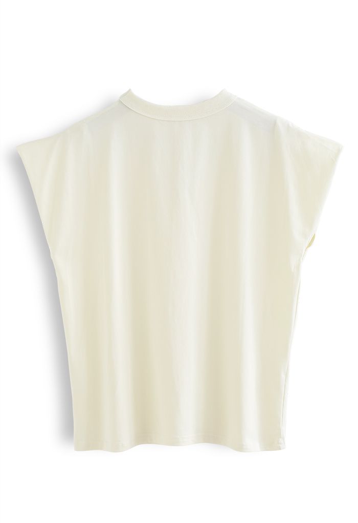 Ärmelloses Baumwoll-T-Shirt mit V-Ausschnitt in Creme
