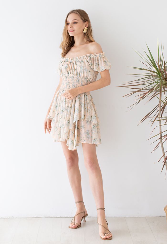 Schulterfreies asymmetrisches Kleid mit Posy Print in Apricot