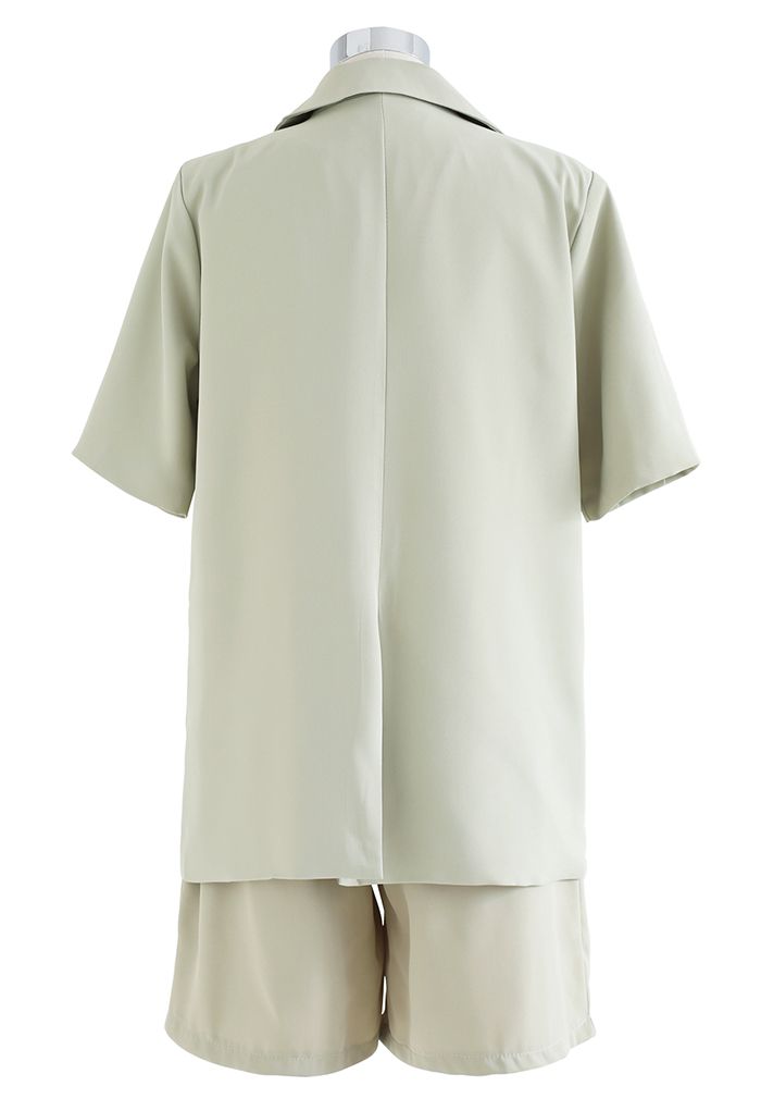 Blazer und Kurze Hosen mit Taschen, Schulterpolsterung und Struktur in  Erbsengrün